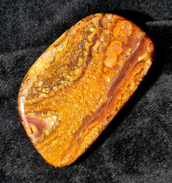 Boulder Opal gebohrt